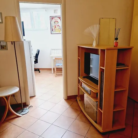 Jonny's Nest Apartment
