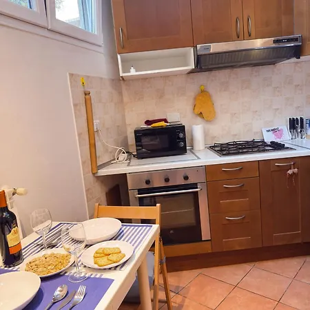 아파트 Wonderful Next To Center - Wifi & Ac